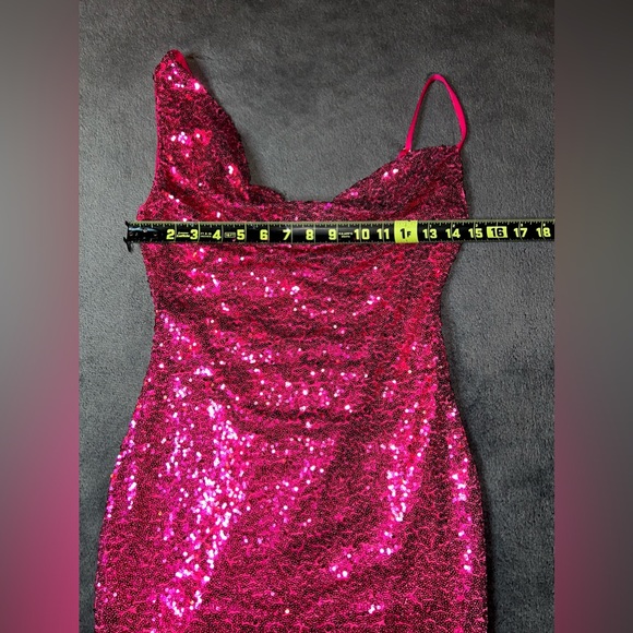 Forever 21 Size S Pink Sequin Sparkle Bodycon Mini Cocktail Party Dress - Picture 3 of 5
